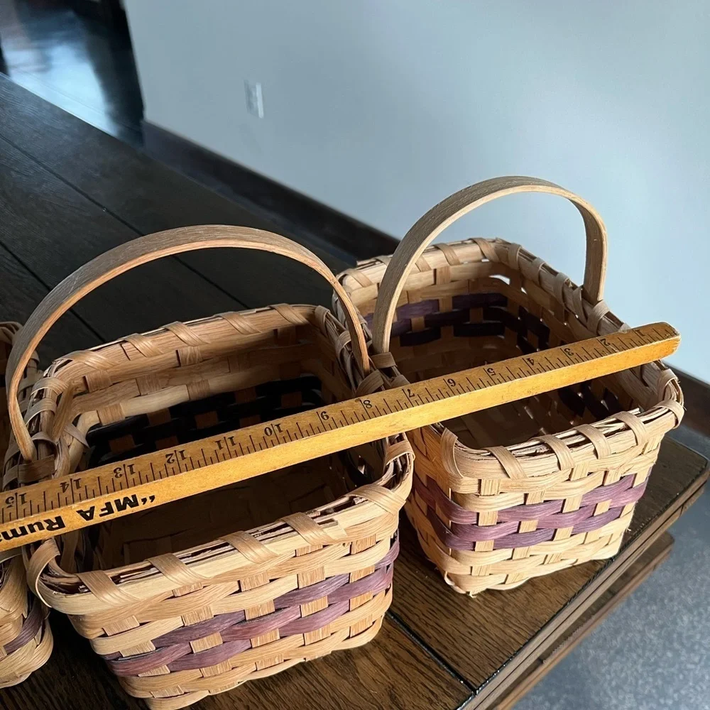 Vintage Hand Woven White Oak Cherokee Gathering Davis Basket Walnut/Bloodroot